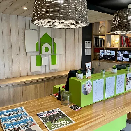 Campanile - Parc Des Expositions Hotel 3*