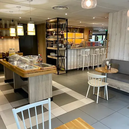 Campanile - Parc Des Expositions 3*