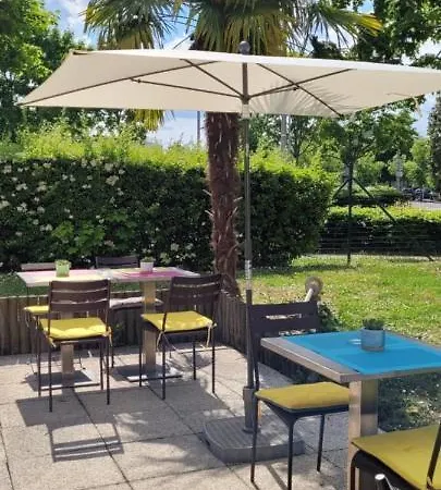Hotel Campanile - Parc Des Expositions