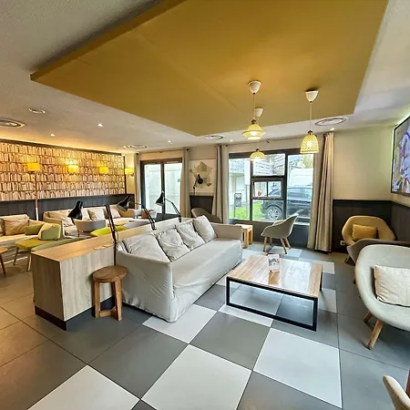 Campanile - Parc Des Expositions ホテル