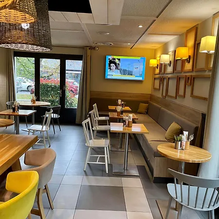 Campanile - Parc Des Expositions 3*