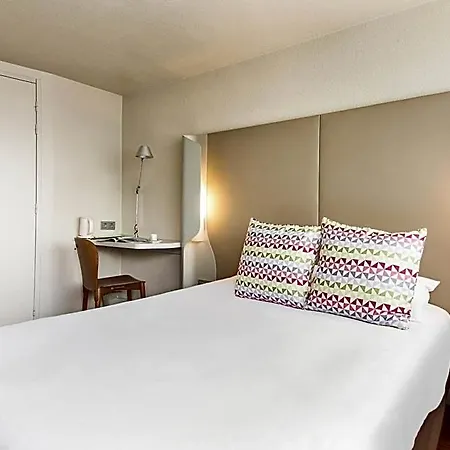 Campanile - Parc Des Expositions Hotel