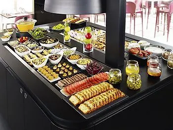Campanile - Parc Des Expositions Hotel 3*