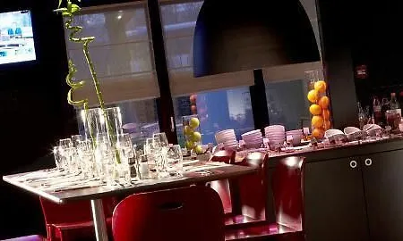 Hotel Campanile - Parc Des Expositions